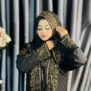 কালো বোরকা+কটি +হিজাব একসঙ্গে সবকিছু